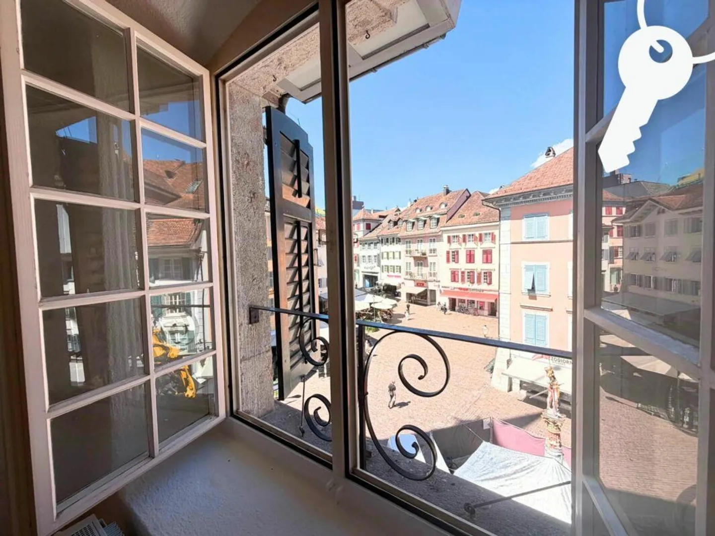 Solothurns Mitte von oben geniessen - Foto 1 di 15