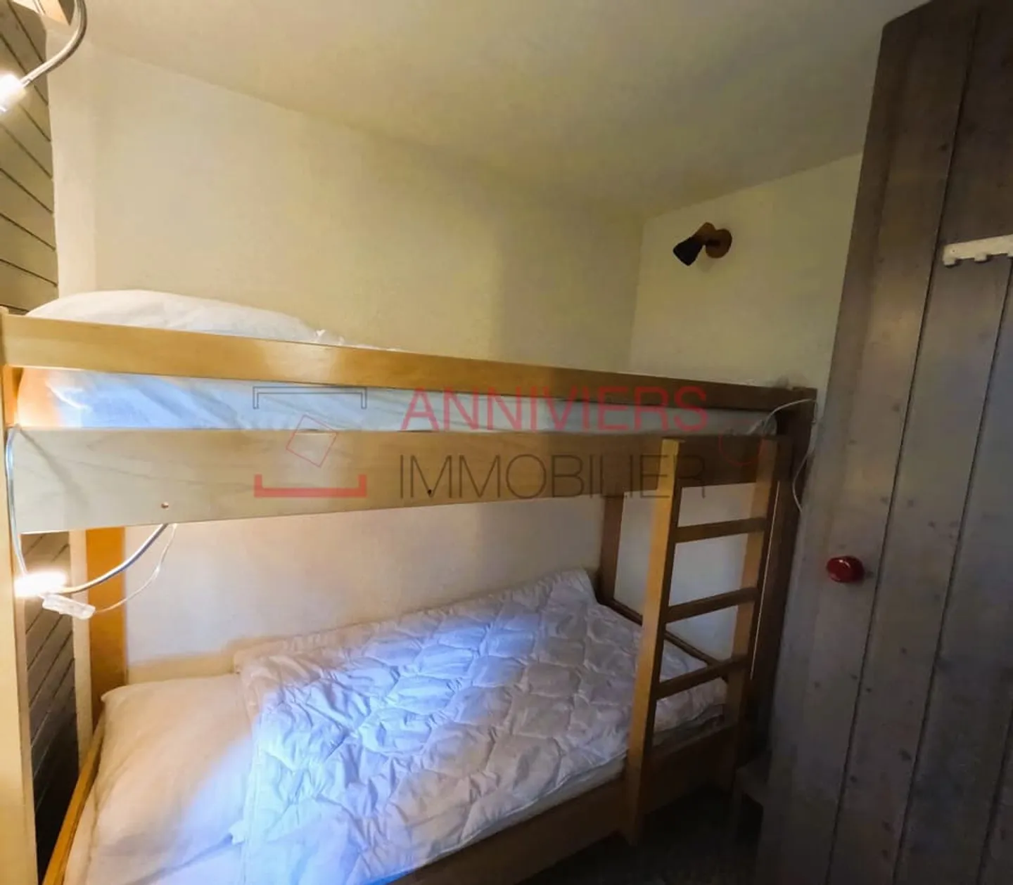 Magnificent 3.5-room furnished apartment with large terrace - Photo 7 of 13