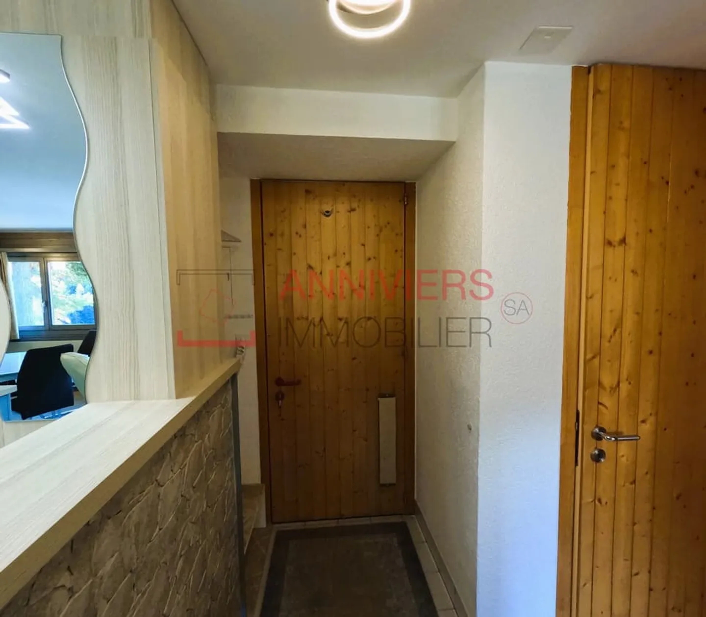 Magnificent 3.5-room furnished apartment with large terrace - Photo 11 of 13