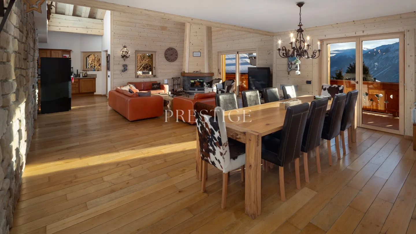 Bellissimo appartamento di 5.5 stanze a pochi passi dal centro di Crans-Montana - Foto 5 di 13