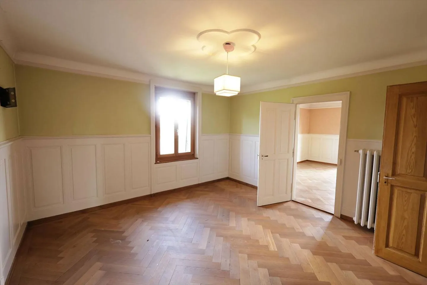 Villa indipendente di 8 stanze a Cressier FR - Foto 10 di 13