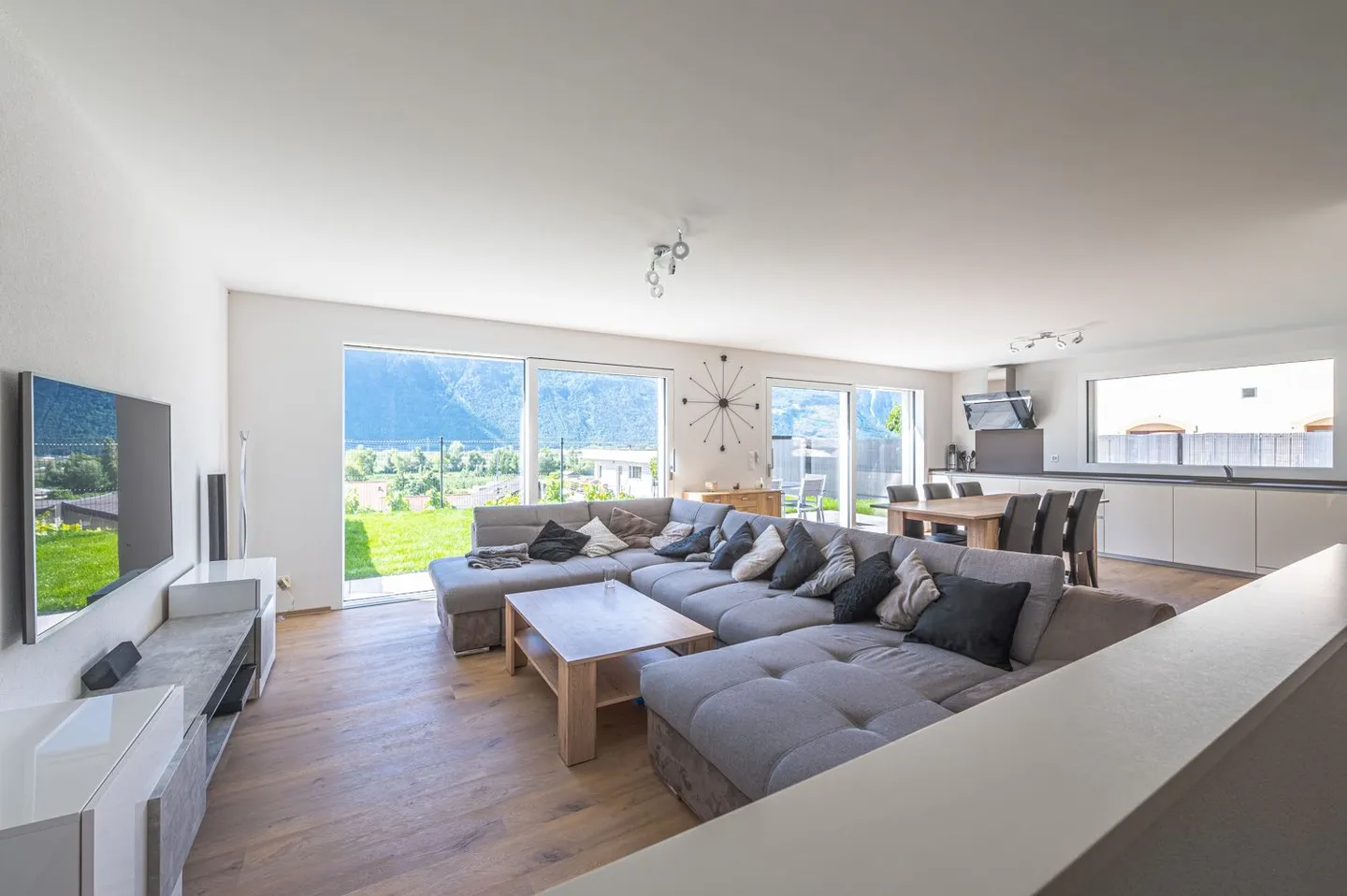 Luxusvilla mit Panoramablick - Foto 13 von 13
