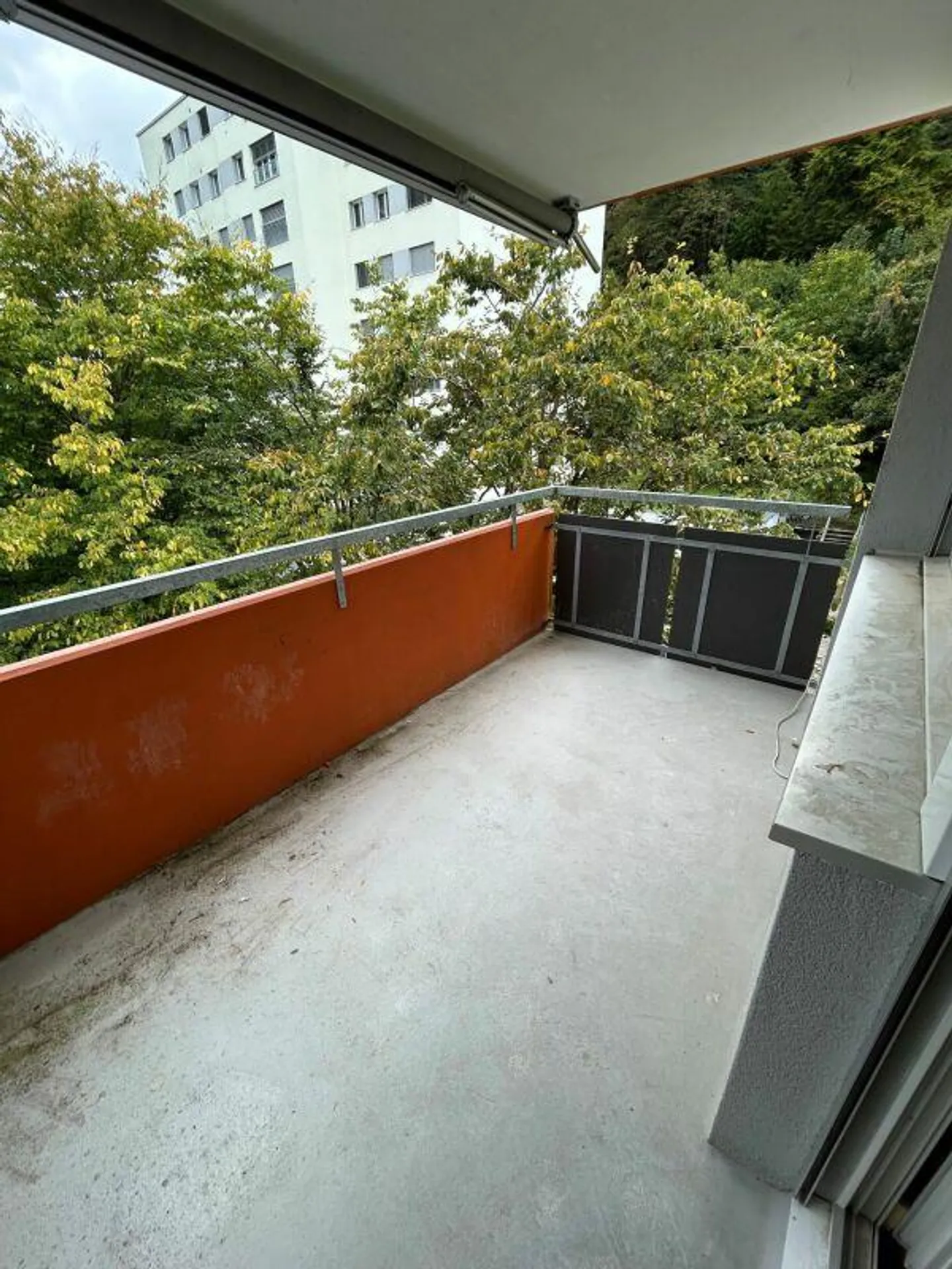 Renovated 3.5-room apartment - Photo 6 of 11