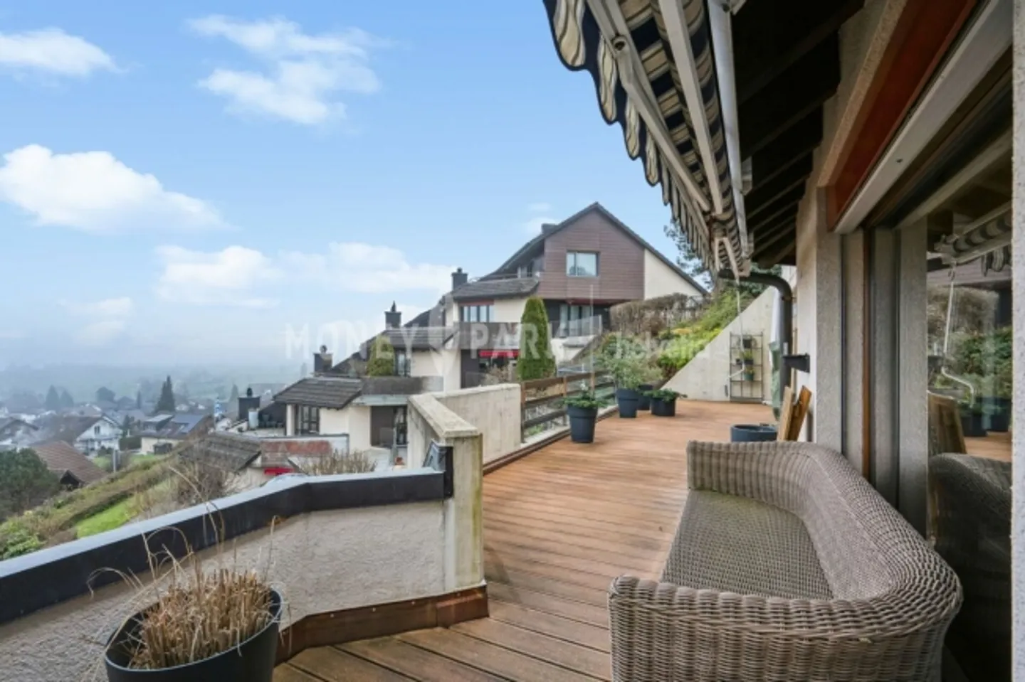 Apartment for sale - Photo 1 of 10