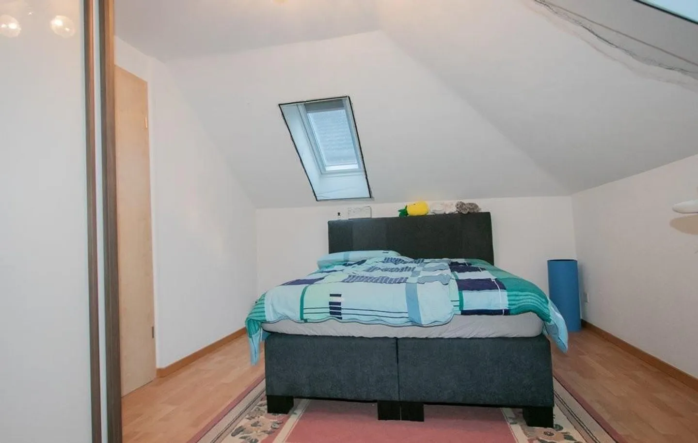 Appartement moderne de 3,5 pièces à louer dans un emplacement central - Photo 7 sur 7