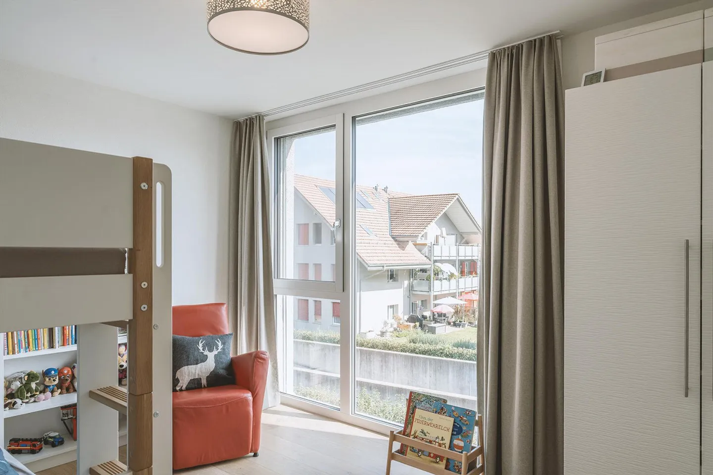 5.5 Room Maisonette Apartment with Additional Atelier Room - Photo 11 of 17