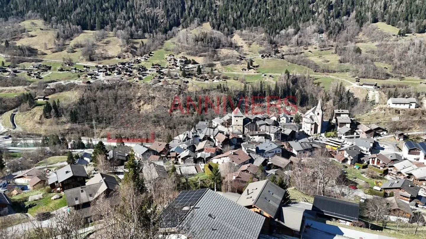 Magnificent building plot of 587 m2 in Vissoie - Photo 10 of 13