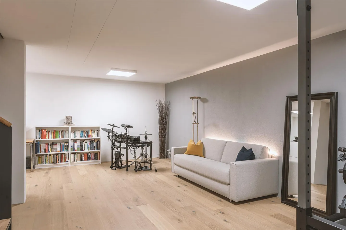 5.5 Room Maisonette Apartment with Additional Atelier Room - Photo 15 of 17