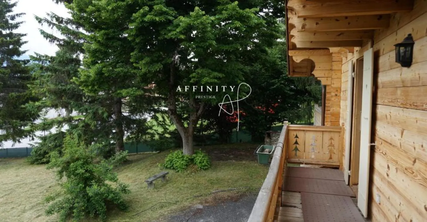 Familienchalet 260 m2 mit einer unabhängigen Wohnung in der Nähe von Crans-Montana - Foto 6 von 7