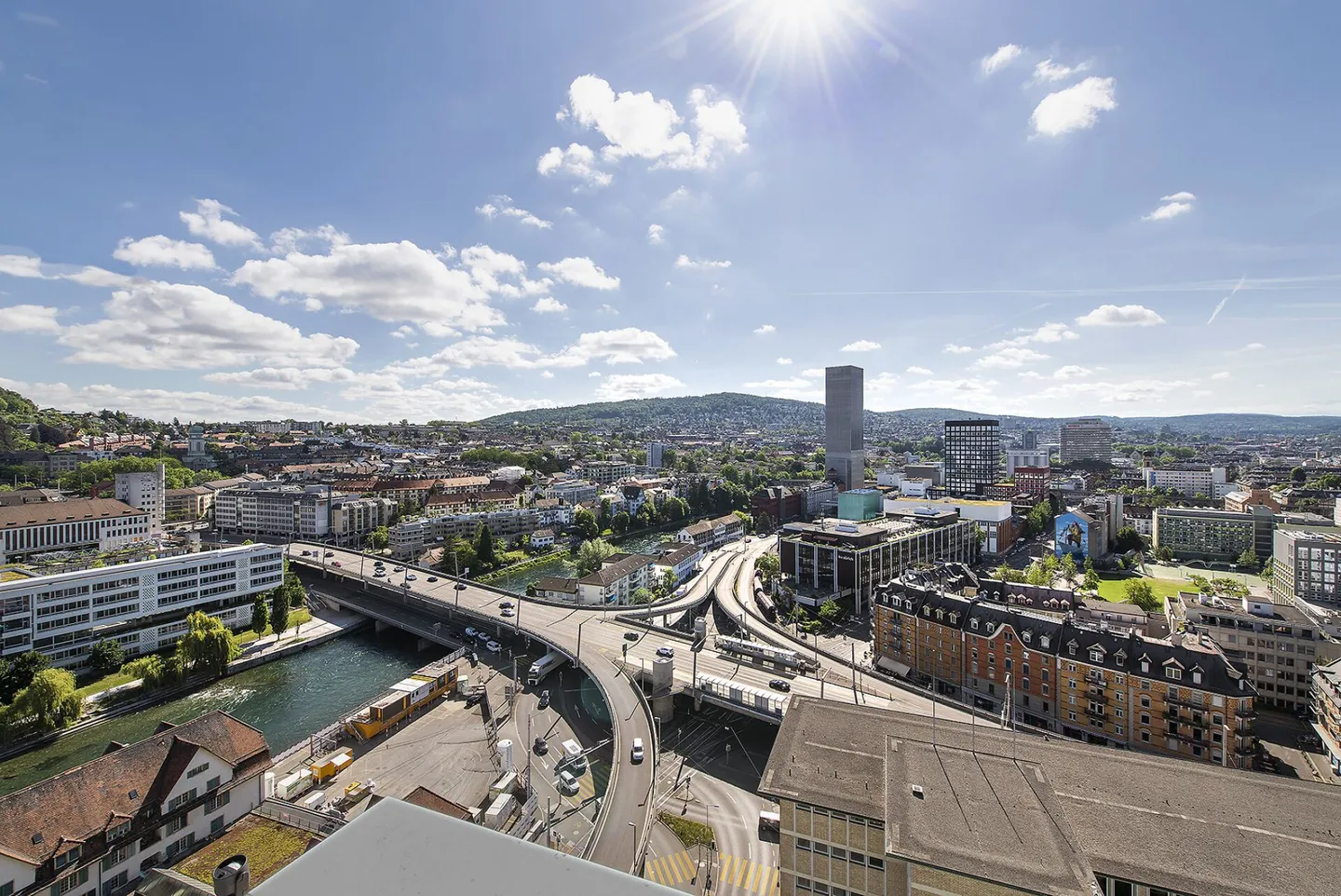 Office Tower TOP FLOORS - exklusive Büroflächen über Zürich - Foto 3 von 14