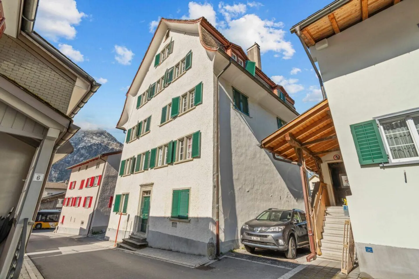 GLÄRNISCHBLICK | appartamento ristrutturato di 1,5 stanze in posizione centrale a Mollis GL - Foto 9 di 10