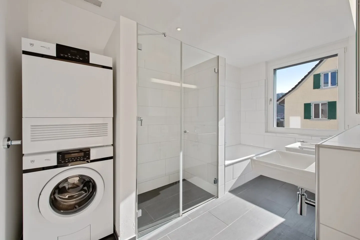 Rêve de vie moderne pour les familles - Photo 8 sur 9