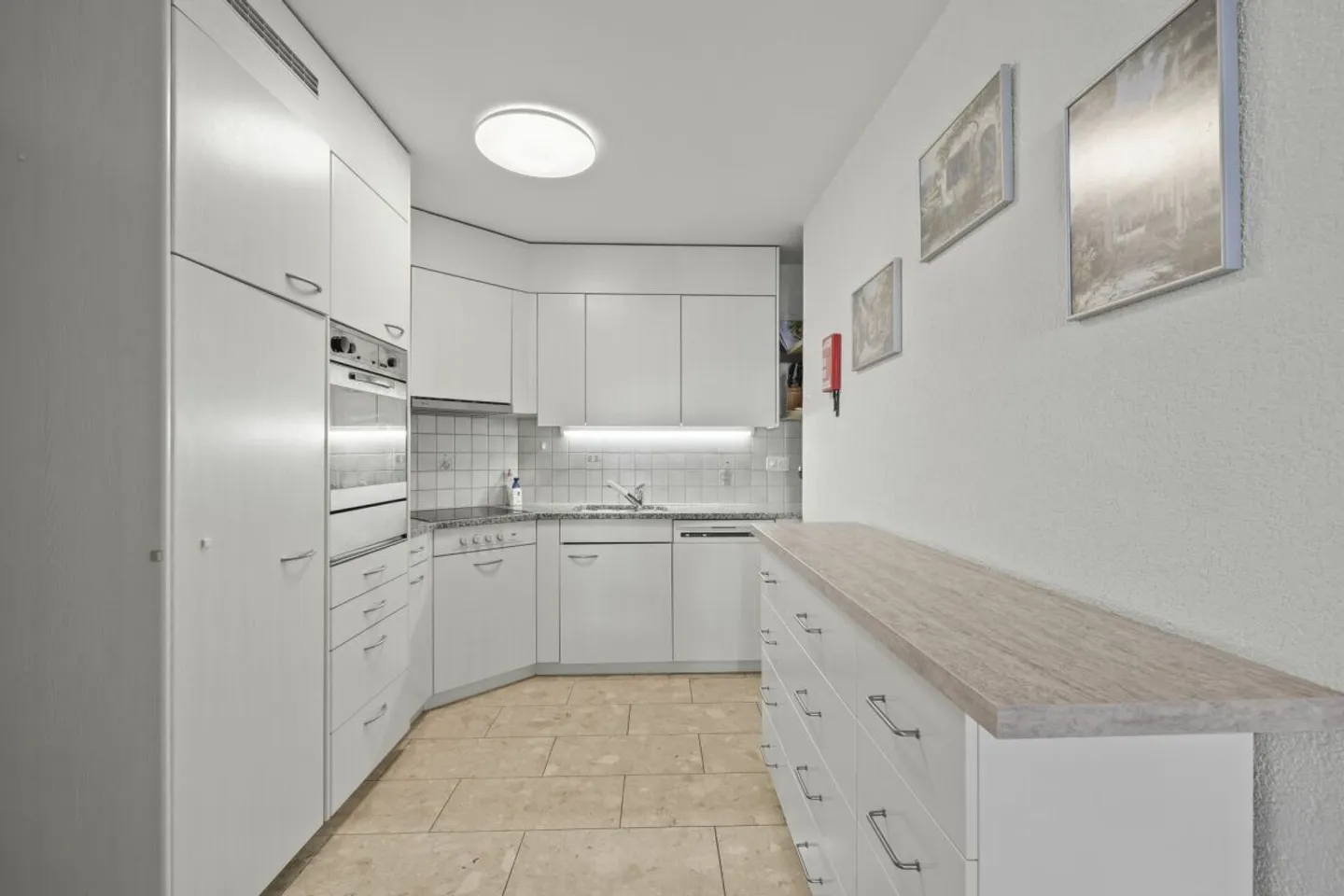 Appartement de jardin 4,5 pièces avec grand patio - Vie confortable et active à Bubendorf - Photo 3 sur 11