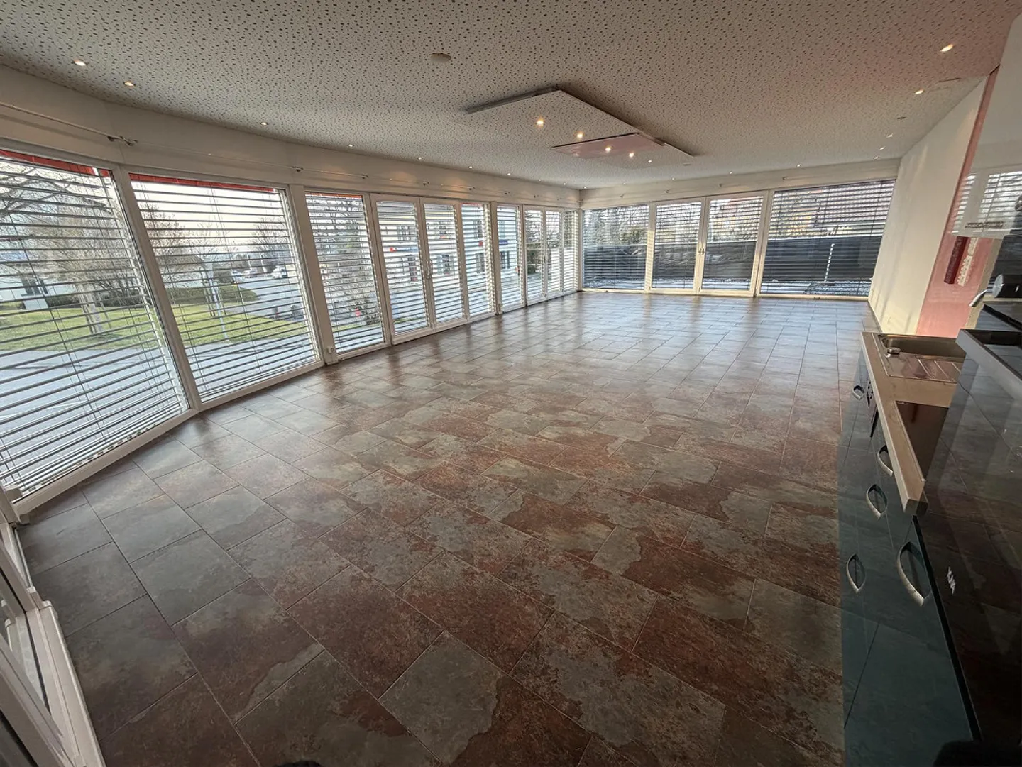 Loft | Studio | Office – versatile space with character - Photo 4 of 8