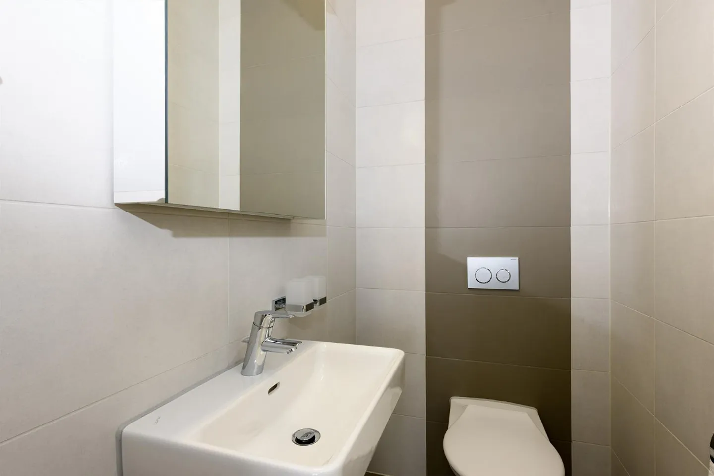 Dachgeschossunterkunft - Foto 9 von 10