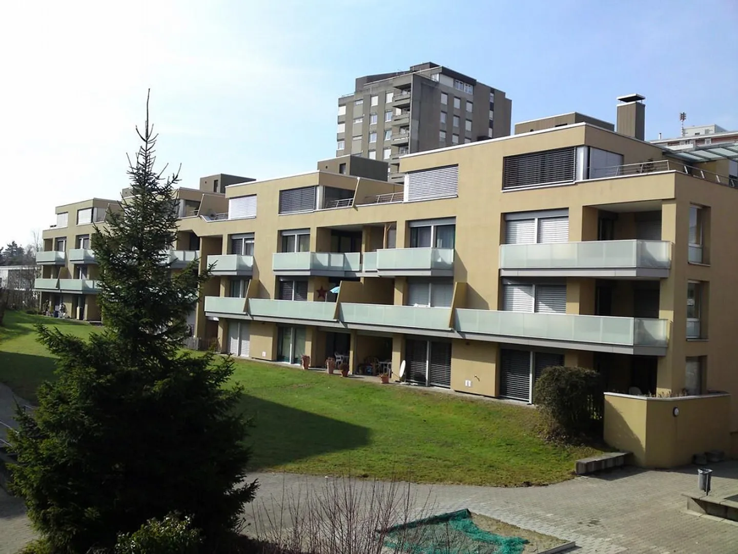 3.5 Zimmerwohnung an ruhiger Lage - Foto 1 von 12