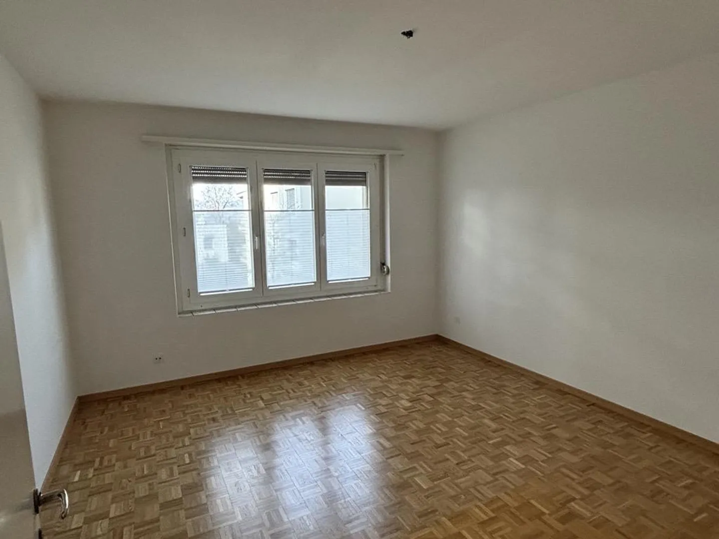 Grande appartement de 3.5 pièces à Zurich-Witikon - Photo 2 sur 6