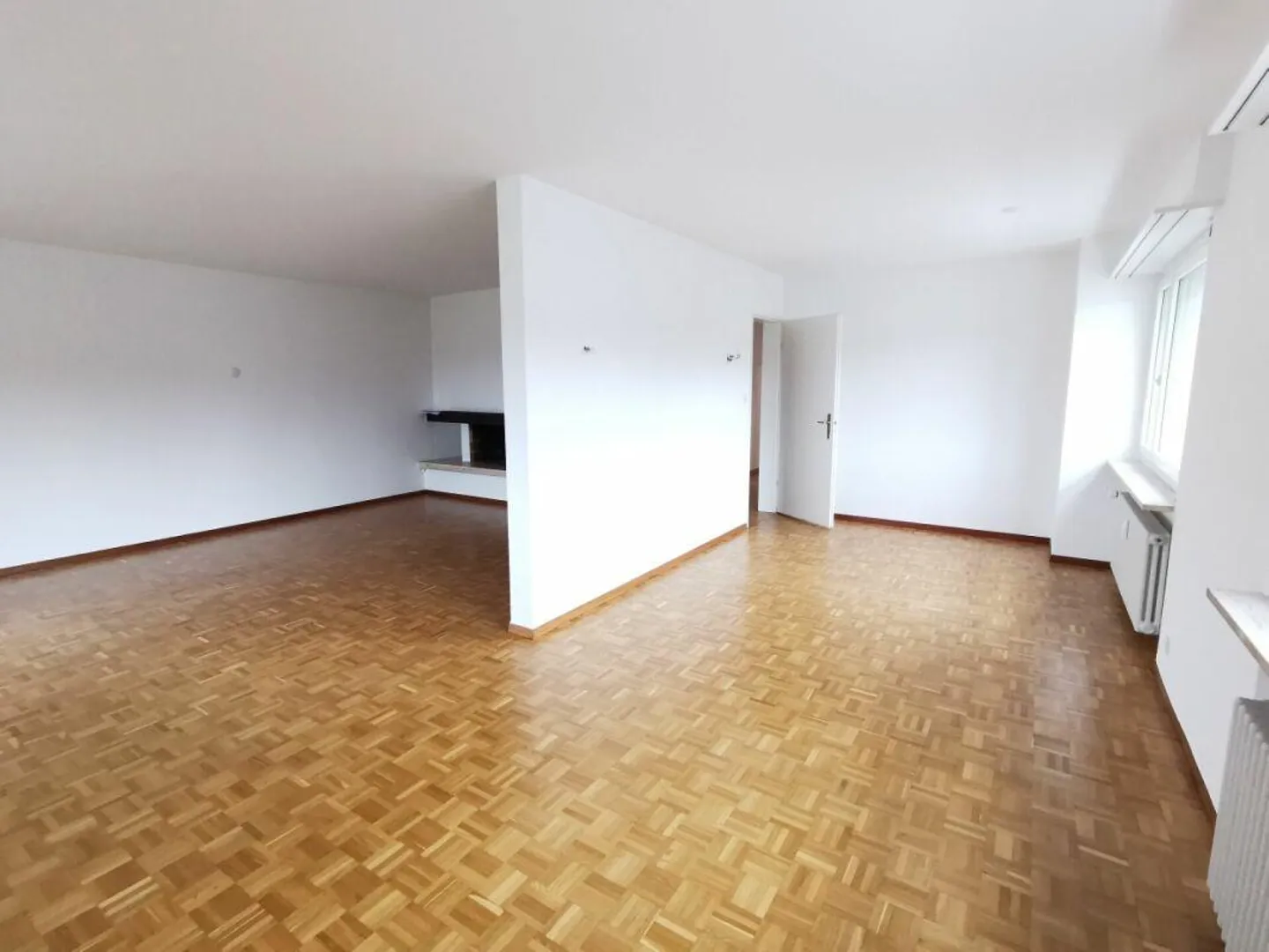 Bellissimo appartamento attico 5 ½ con grande terrazza sul tetto - Foto 7 di 13