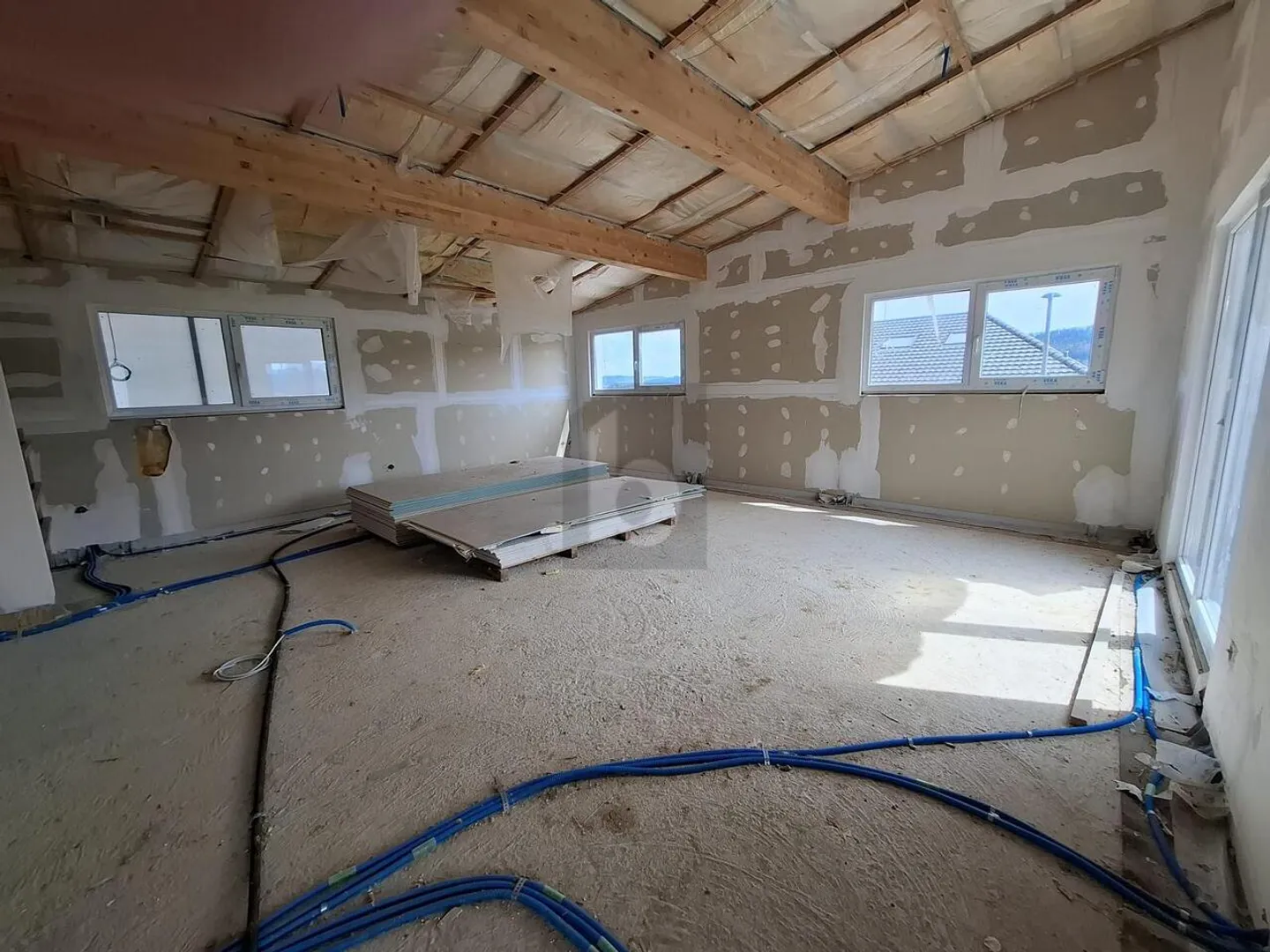4-room house - Photo 4 of 6