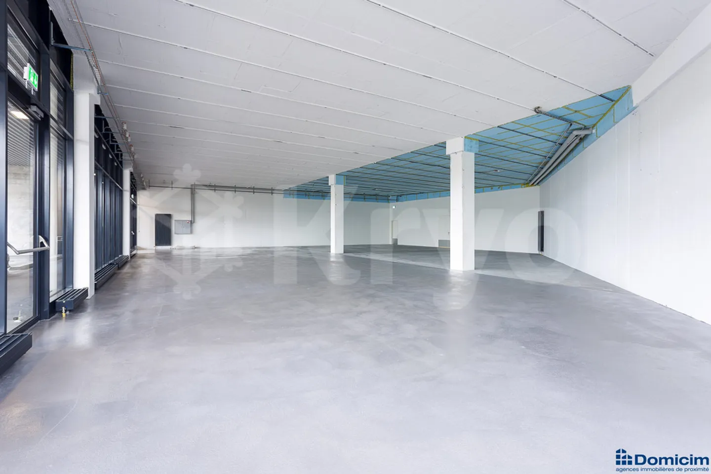 Romont / commercial space of 462m2 - Photo 1 of 9