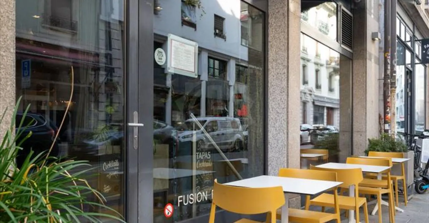 Shop for rent - Photo 7 of 22