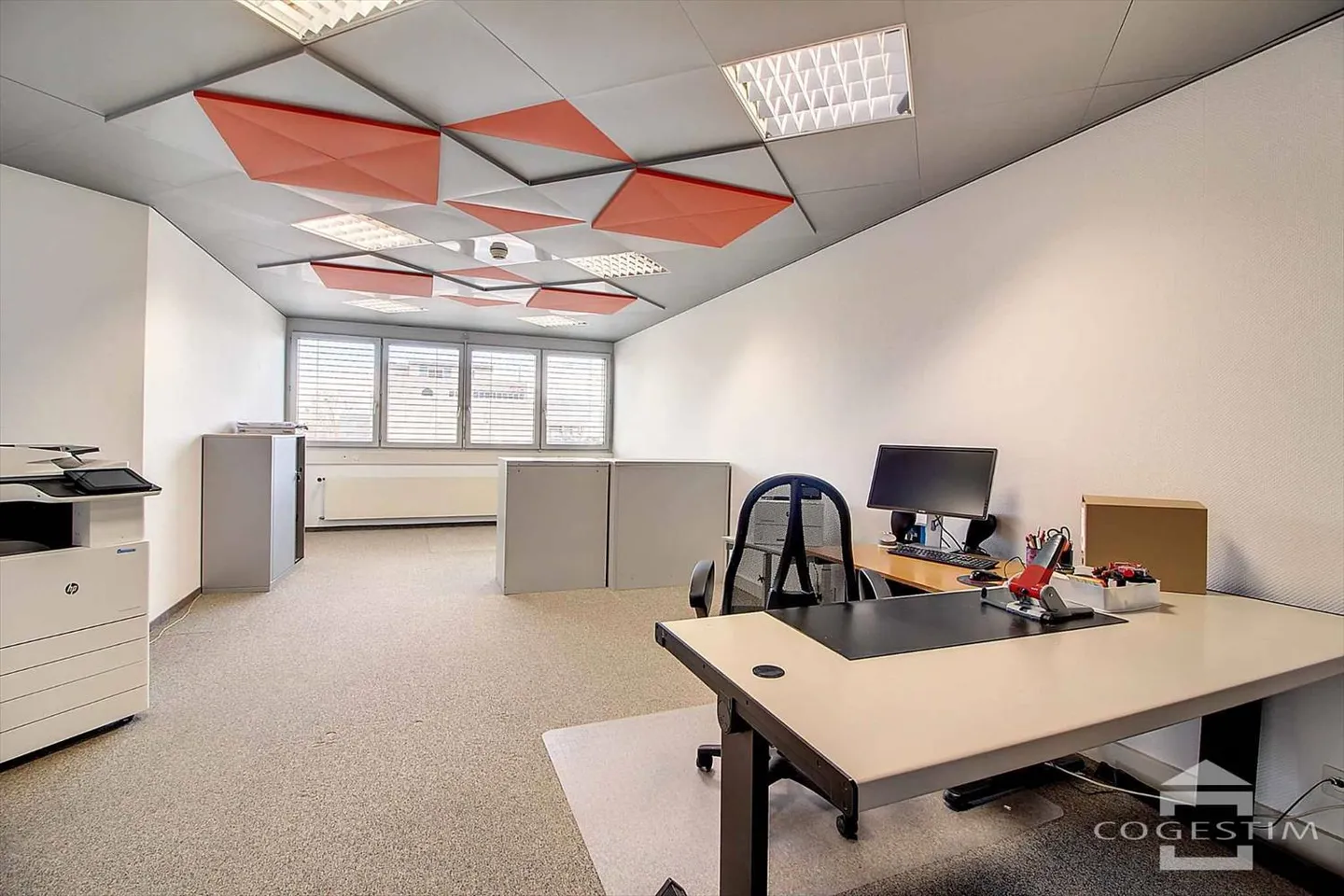 Office 9 rooms - Photo 4 of 12