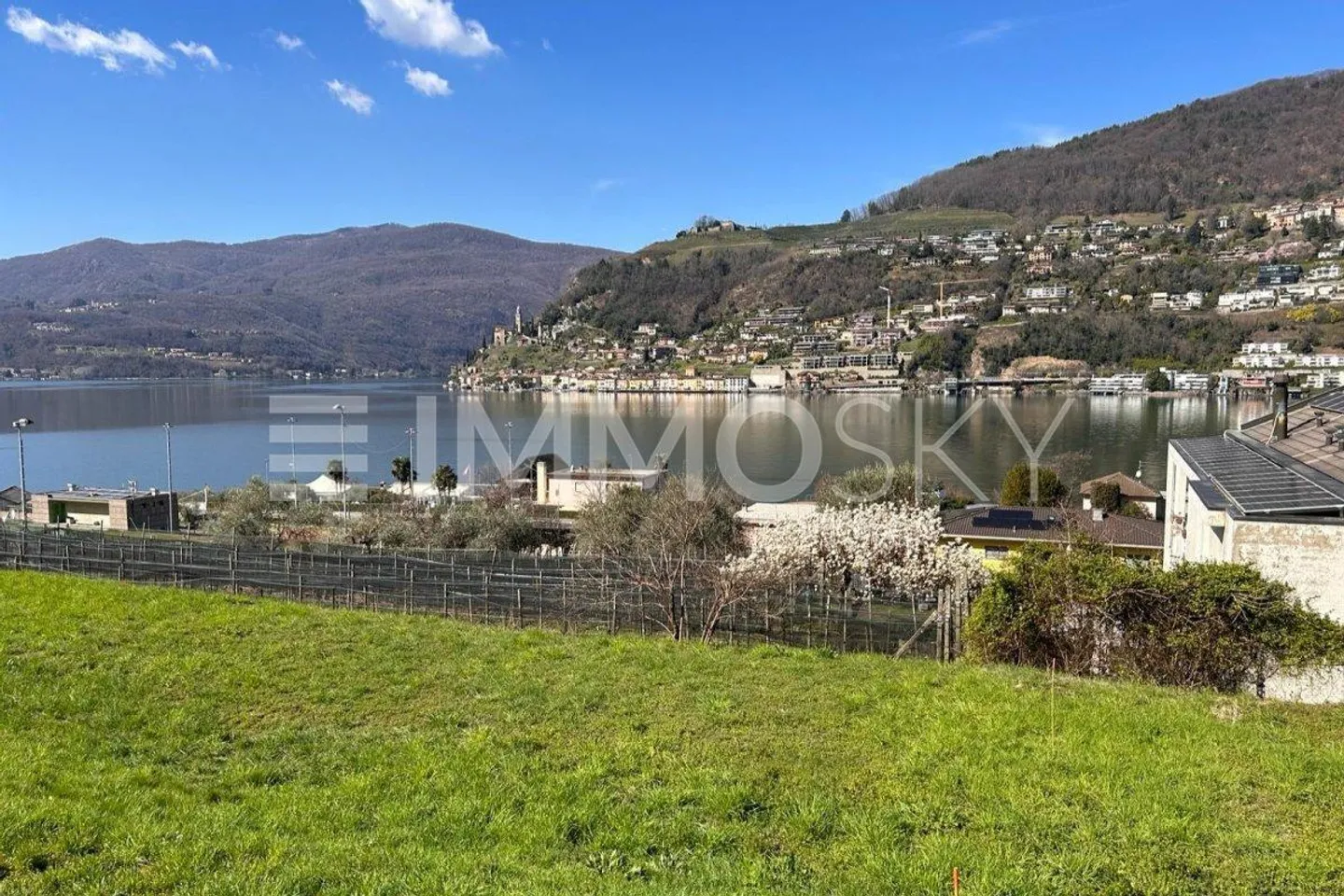 Emplacement idyllique avec projet approuvé - Photo 1 sur 5