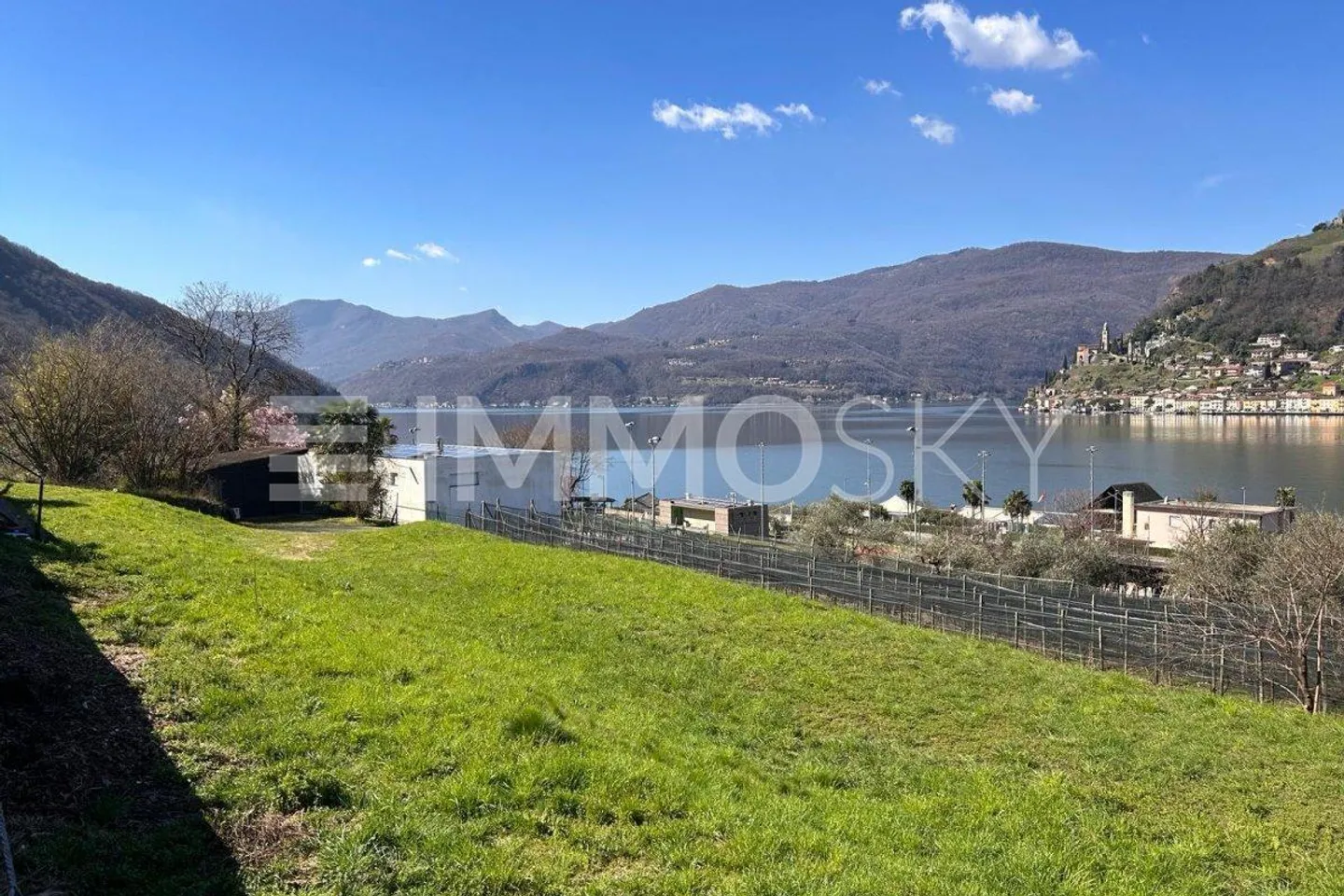 Emplacement idyllique avec projet approuvé - Photo 3 sur 5