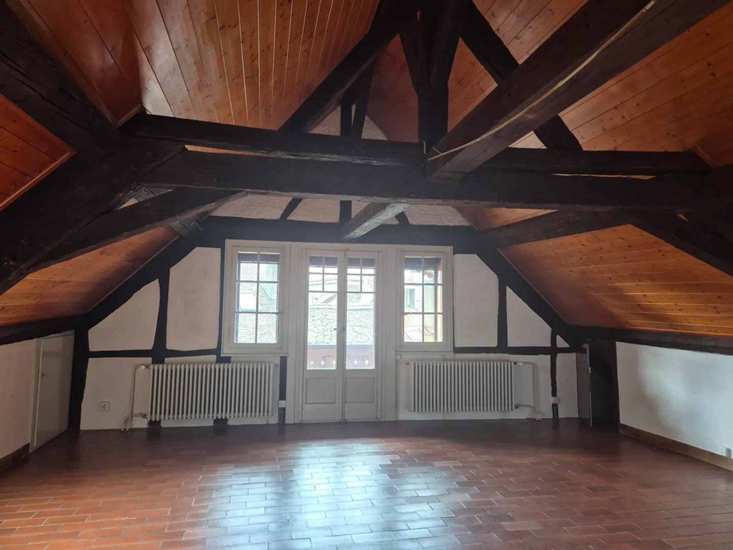 Appartamento di una stanza in soffitta - Foto 2 di 4