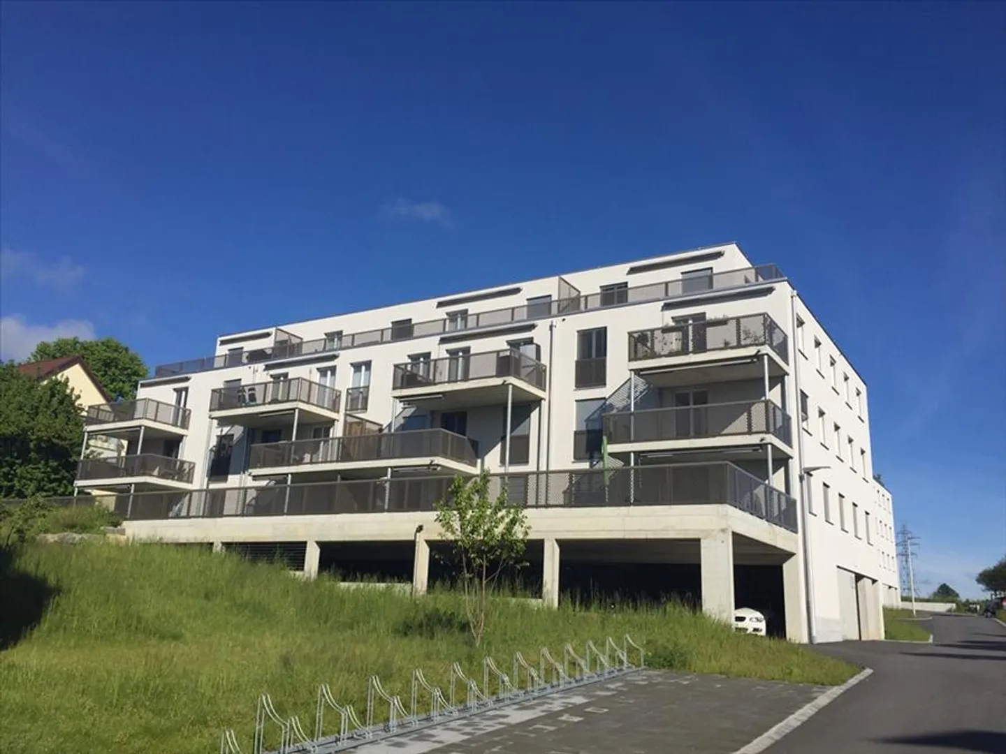 Beaucoup d'espace pour votre rêve ! - Louer sans dépôt. - Photo 2 sur 5