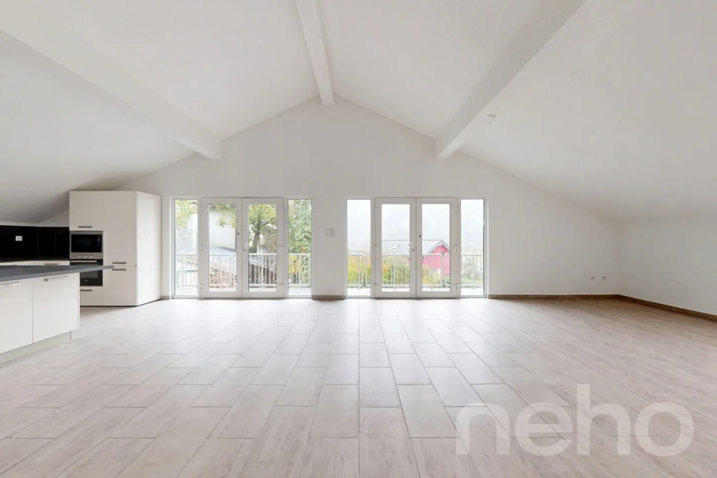 Spacious Luxury Apartment in Collonges - Photo 2 of 12