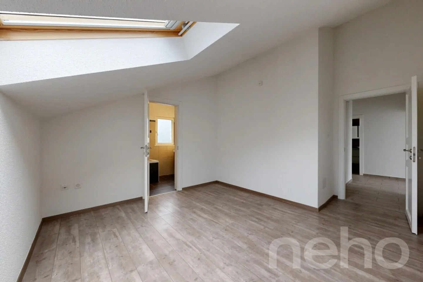 Spacious Luxury Apartment in Collonges - Photo 7 of 12