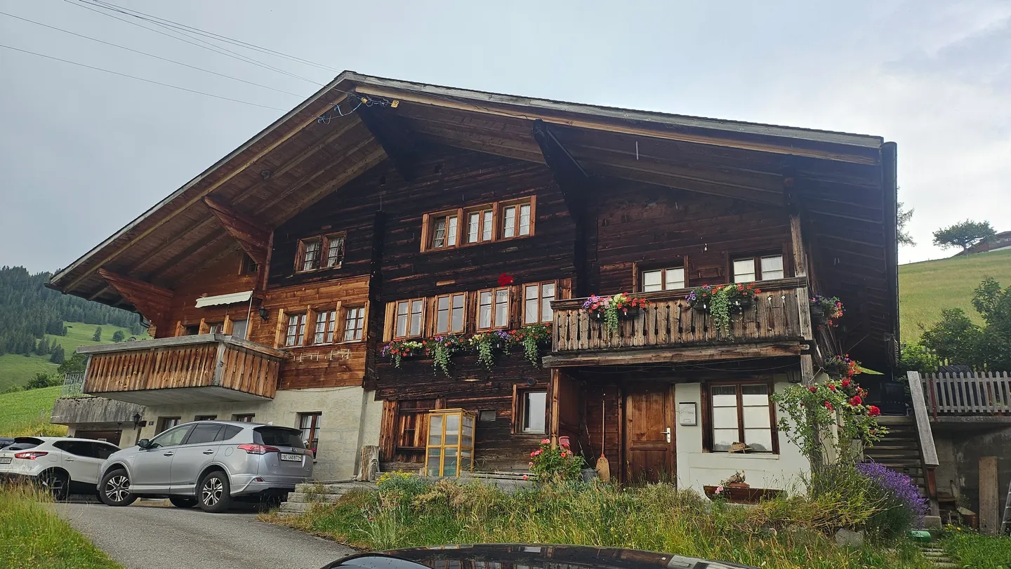 Es chlises Chalet-Paradies mitte i Gstaad - Foto 1 von 14