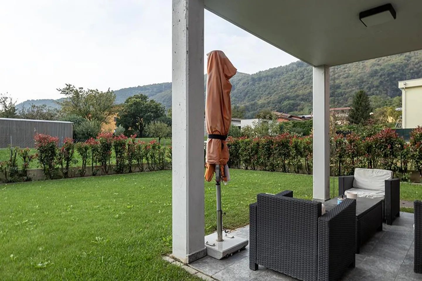 CASA UNIFAMILIARE CON GIARDINO A RIVA SAN VITALE - Foto 2 di 21