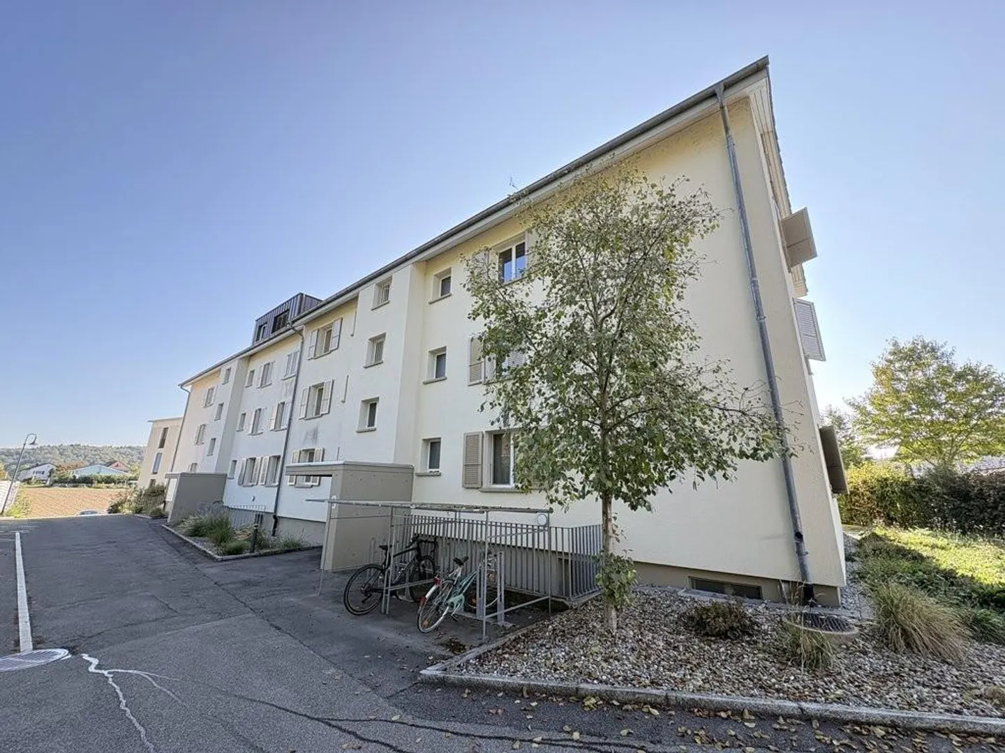Living happiness in Roggwil! - Photo 1 of 6