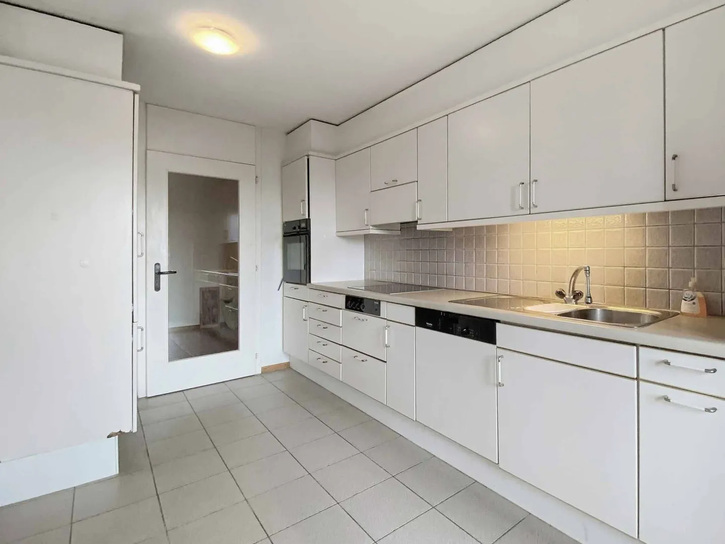 Geräumige Wohnung in Lausanne - Foto 3 von 5