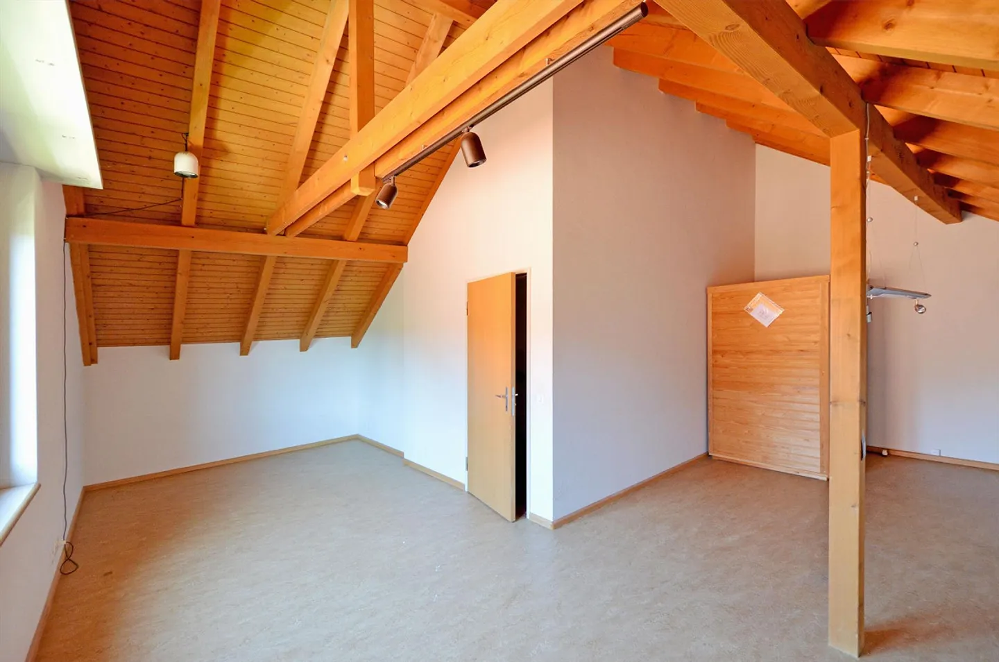 Spaziosa casa familiare bifamiliare a Reinach – Vivere con tanto spazio e luce - Foto 12 di 13