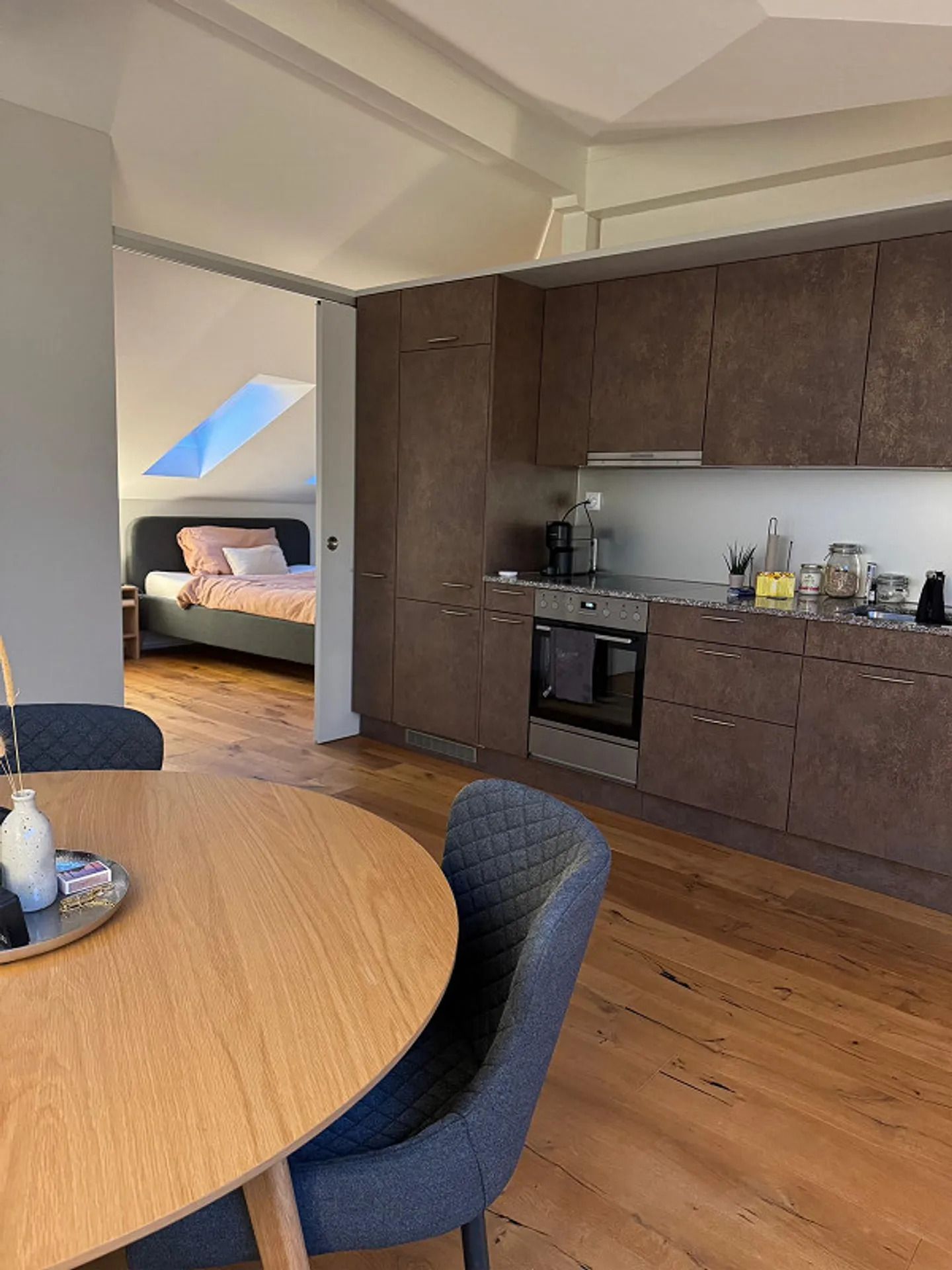 2 ½ Room Apartment for Rent at Eigerplatz - Photo 2 of 5