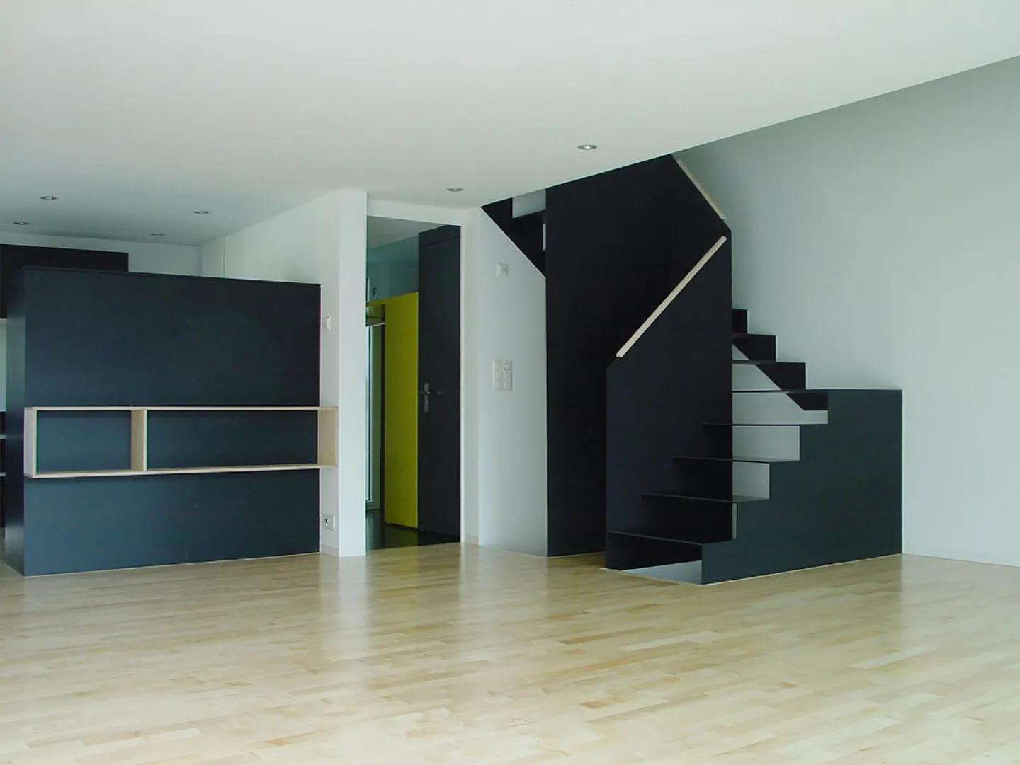 Section de maison avec jardin - Photo 4 sur 10