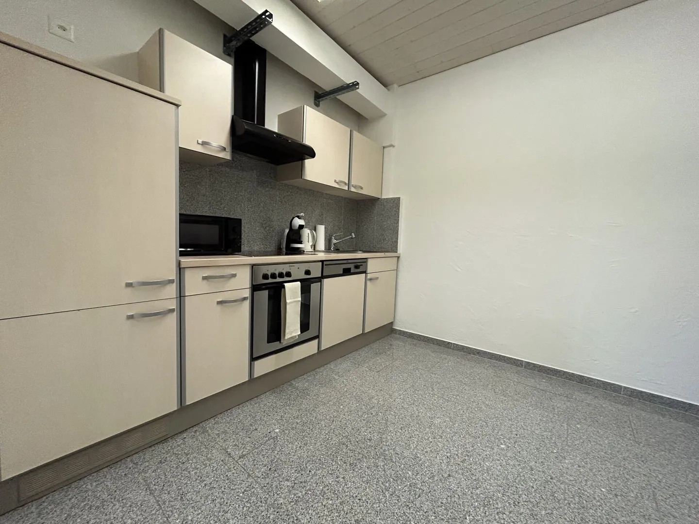 Perfetto per attività tranquille - Spazi per uffici a partire da 15 m² in affitto - Foto 5 di 9