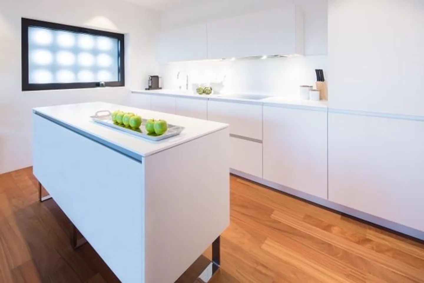 Moderne 3½-Zimmerwohnung - Foto 2 von 10