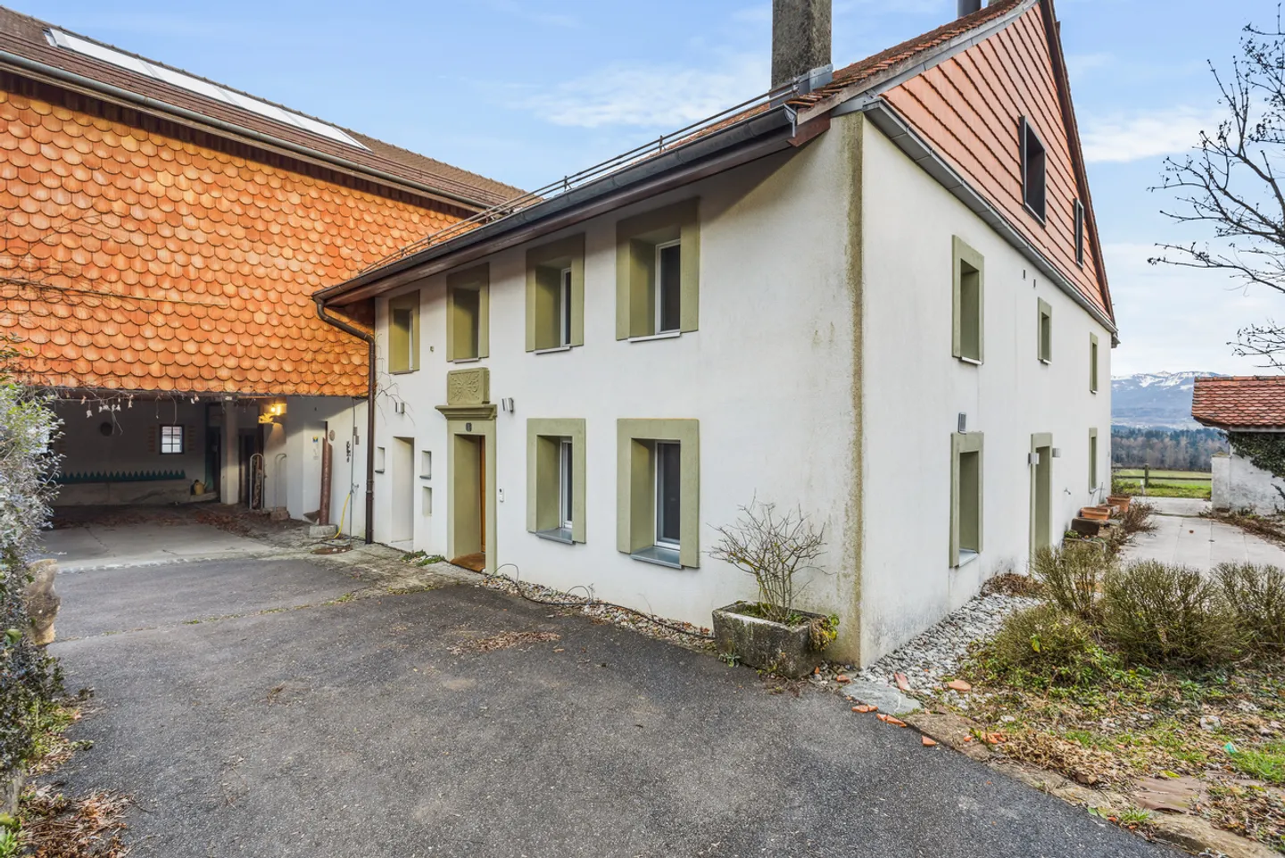 Fattoria ristrutturata del diciannovesimo secolo e fienile che può essere convertito in 3 appartamenti - Foto 2 di 15