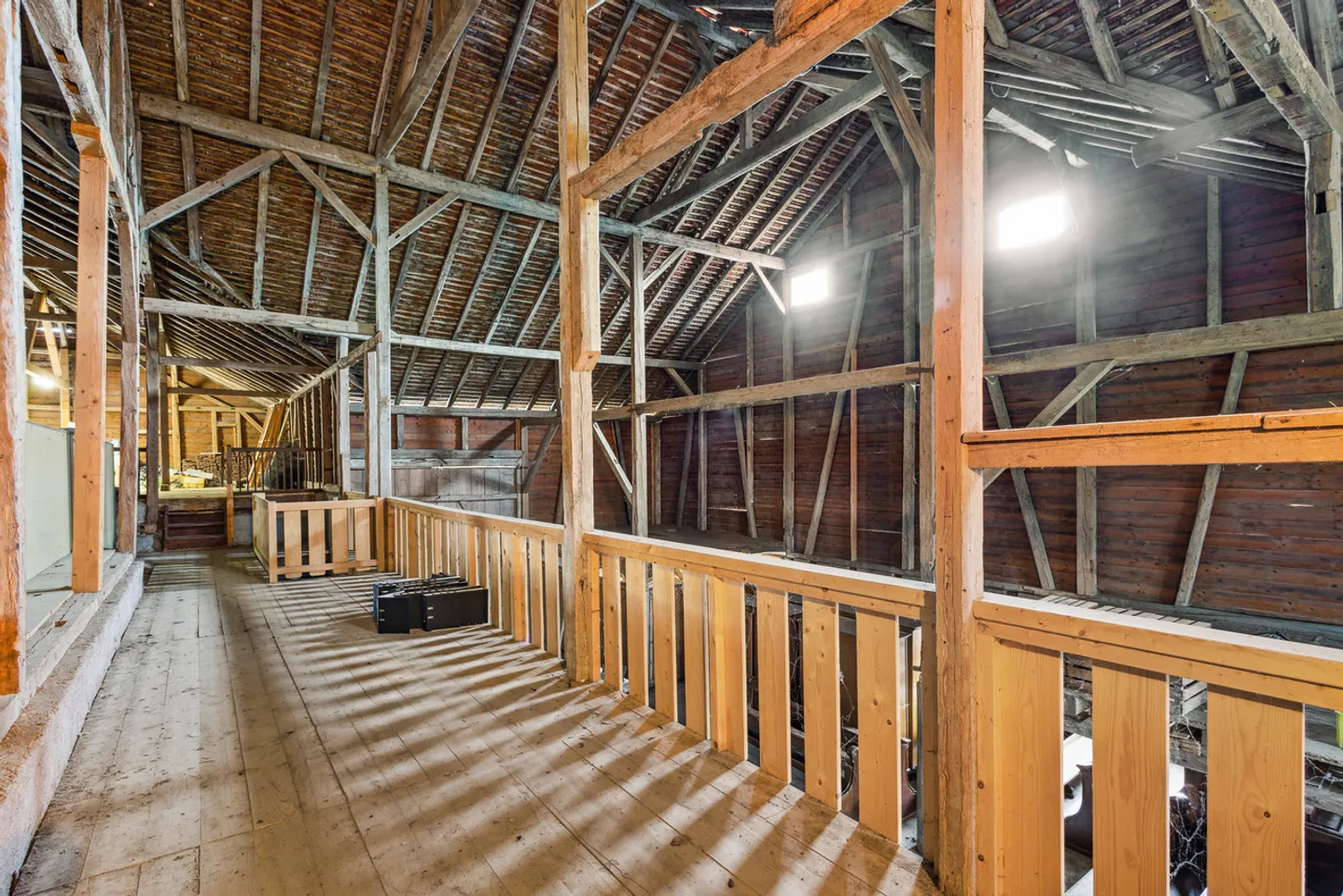 Fattoria ristrutturata del diciannovesimo secolo e fienile che può essere convertito in 3 appartamenti - Foto 13 di 15