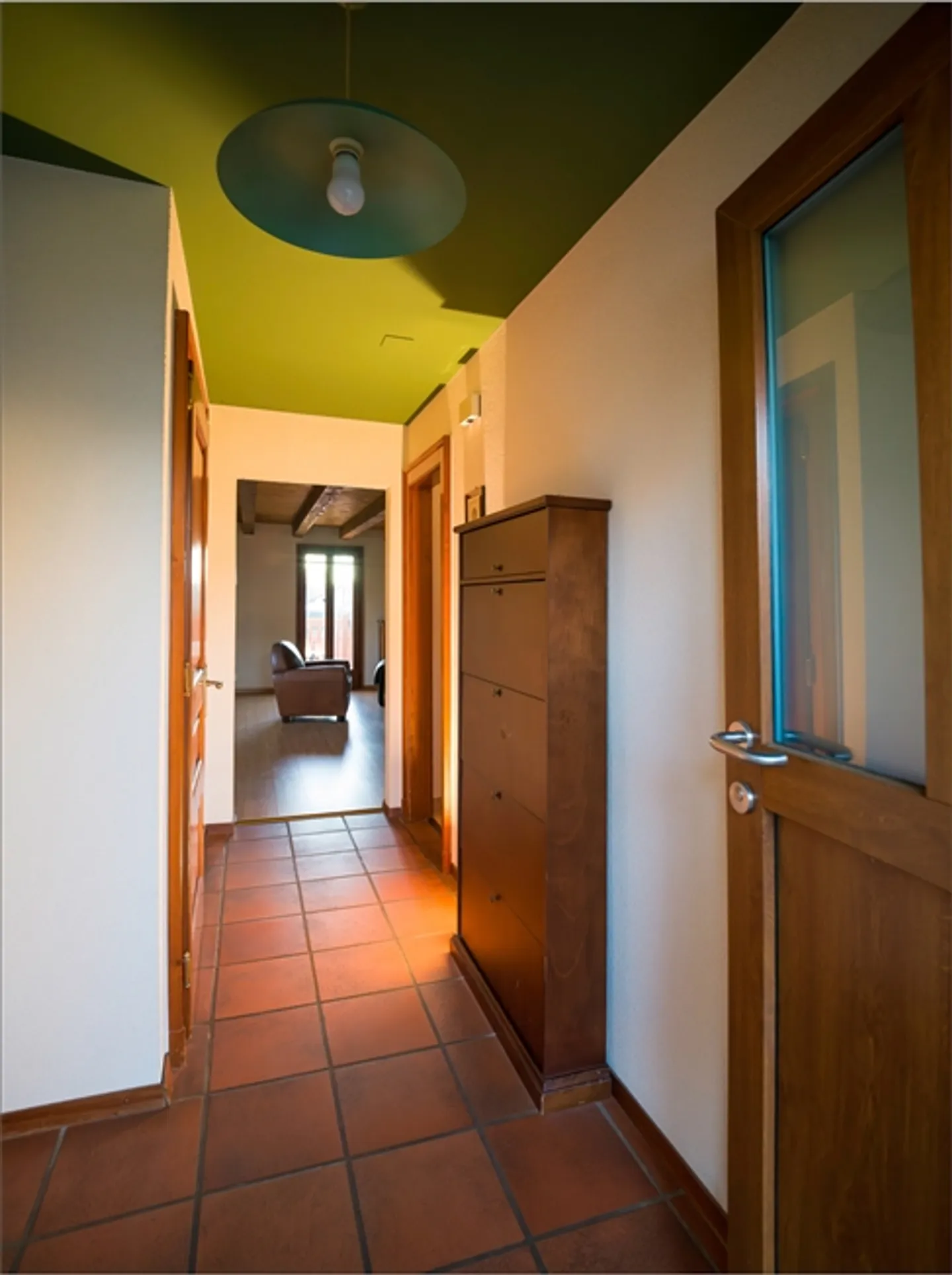 FOR SALE very beautiful 3.5 room apartment with an area of approximately 99 m2 - Photo 4 of 16