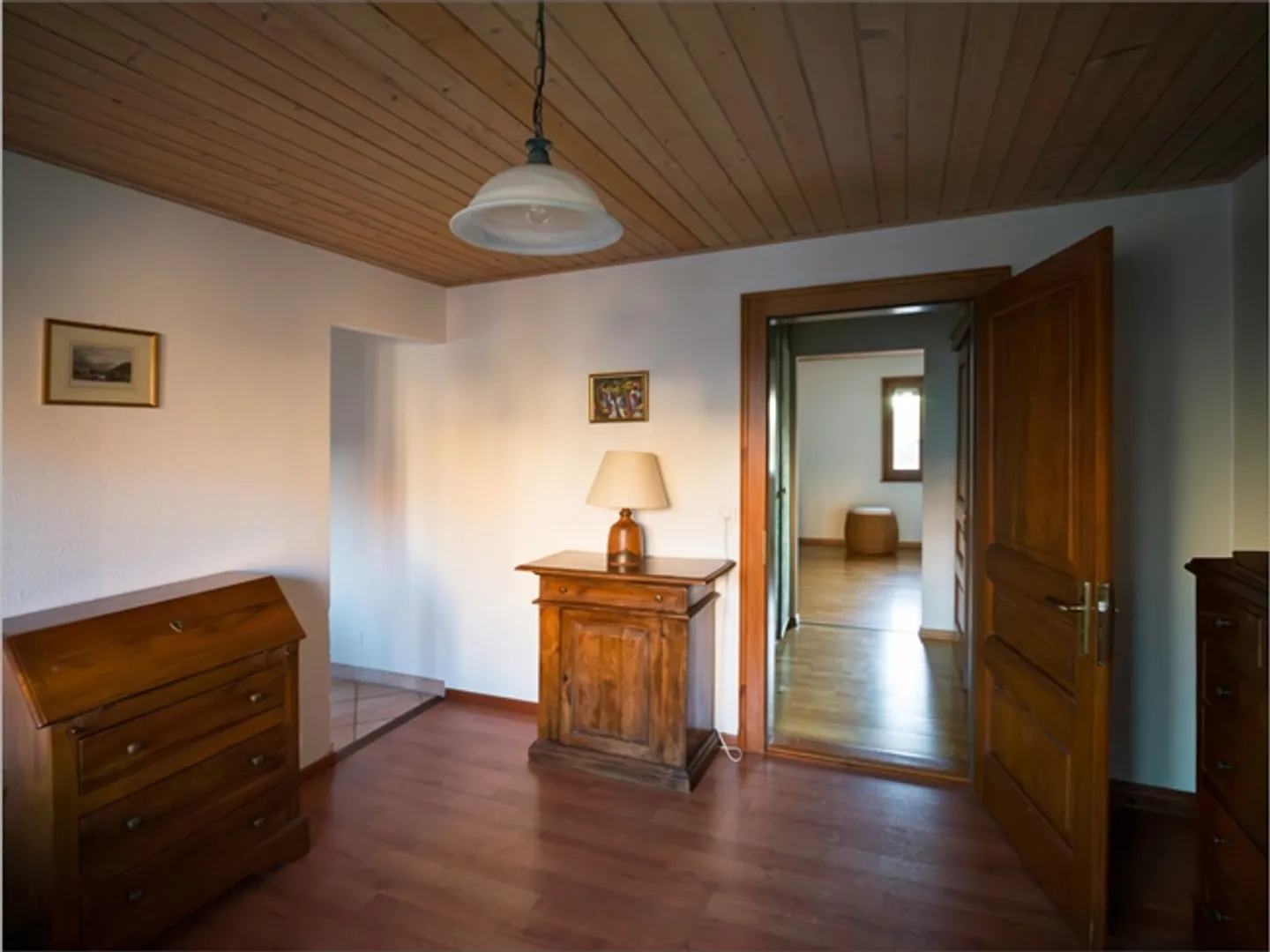 FOR SALE very beautiful 3.5 room apartment with an area of approximately 99 m2 - Photo 11 of 16