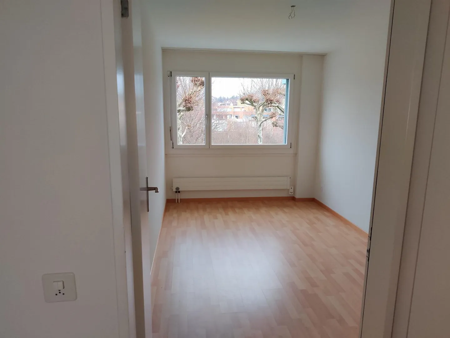 Large 4.5 Room Apartment - Photo 4 of 10