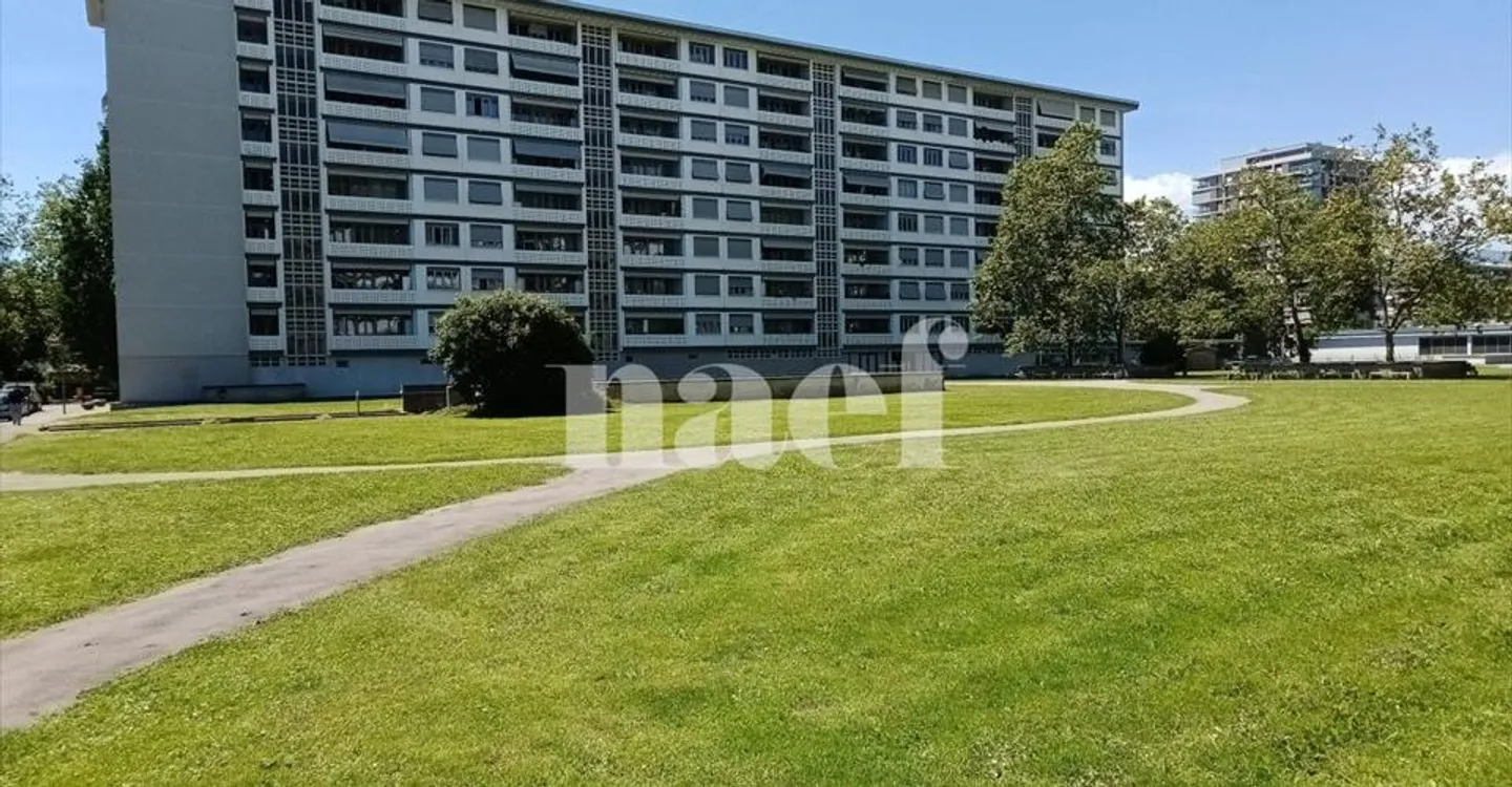 Mischgenutztes Gebäude mieten - Foto 2 von 2