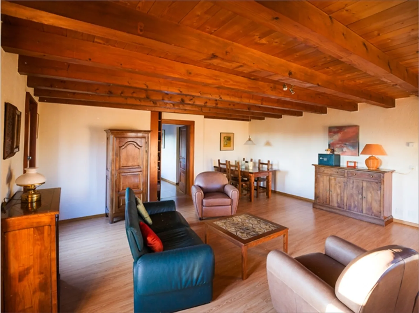 FOR SALE very beautiful 3.5 room apartment with an area of approximately 99 m2 - Photo 5 of 16