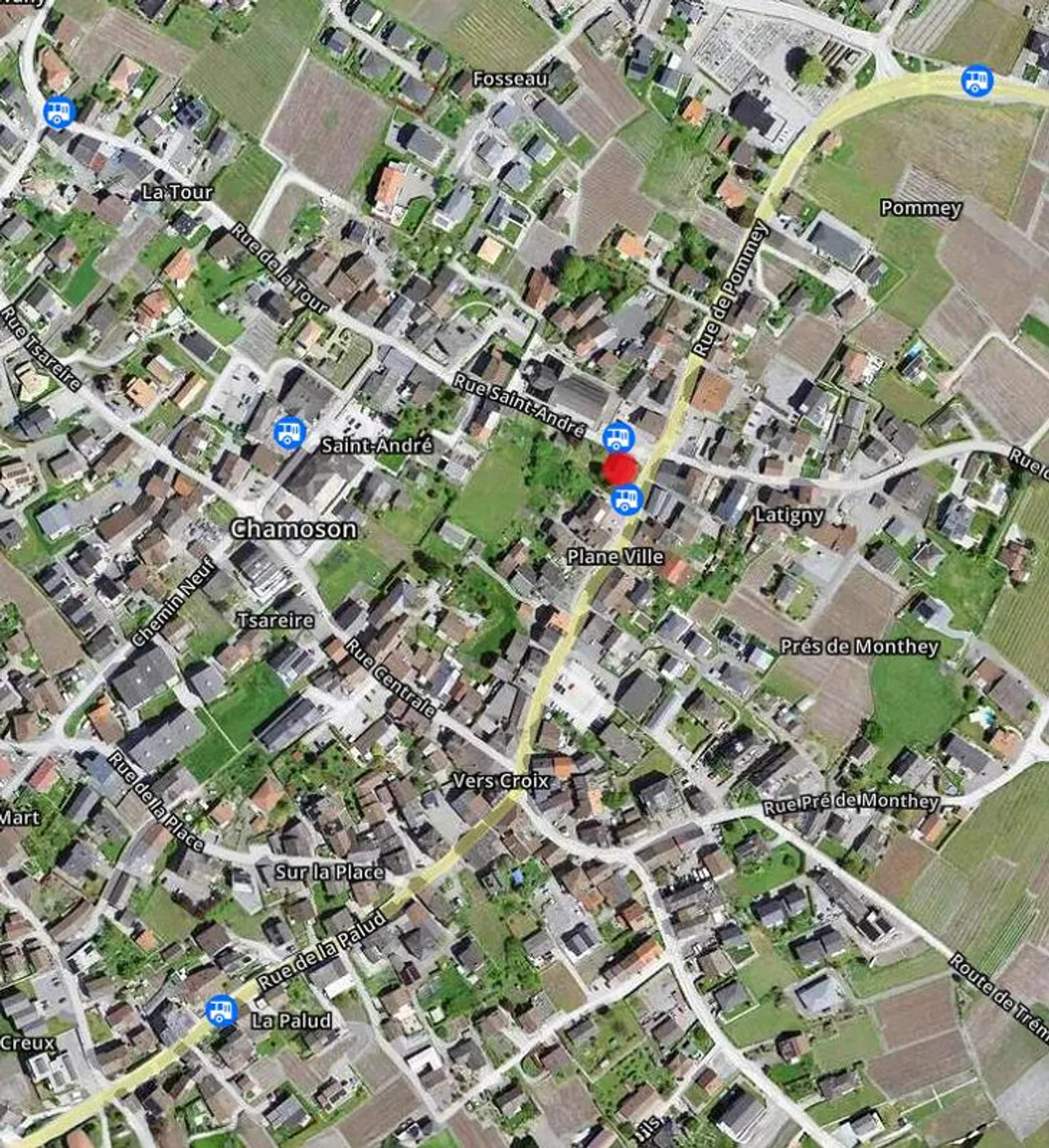 FOR SALE HOUSE WITH CHARACTER 5.5 ROOMS IN CHAMOSON - Photo 13 of 14