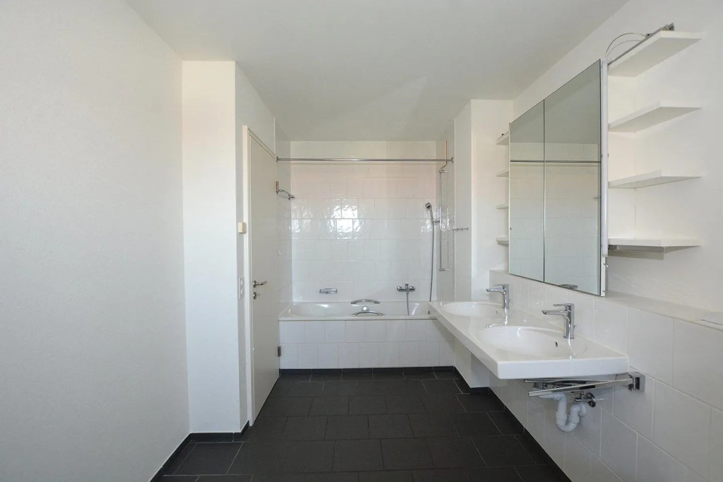 3.5-Zimmer-Maisonettewohnungen - grosszügiges Wohnen auf zwei Ebene... - Foto 11 di 13